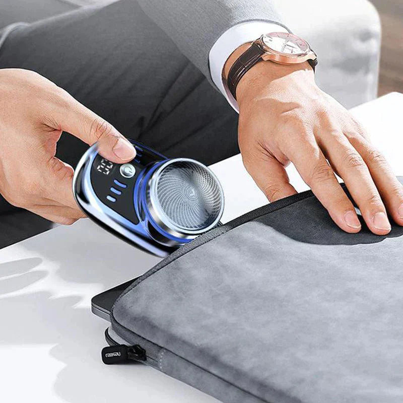 Compact Rechargeable Travel Shaver: Portable Grooming Solution